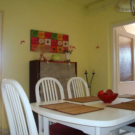 Perczel Luxus Apartman *